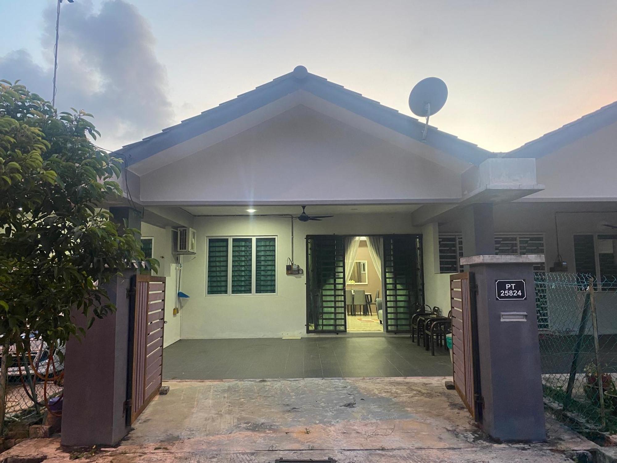 Ss De' Kelulut Homestay Marang Exterior foto